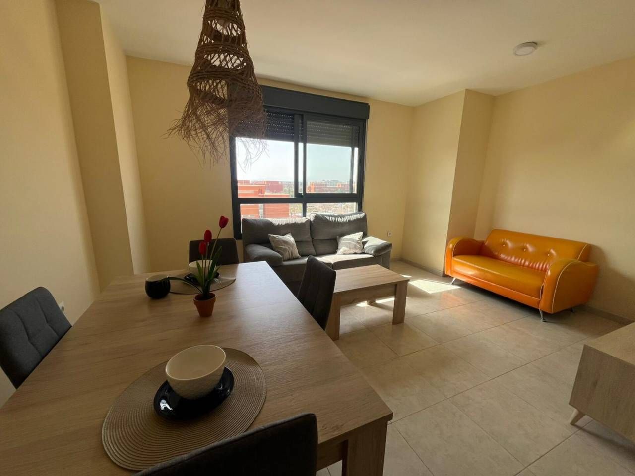 Sala d'estar de Pis de lloguer en Castellón de la Plana / Castelló de la Plana amb Traster i Moblat