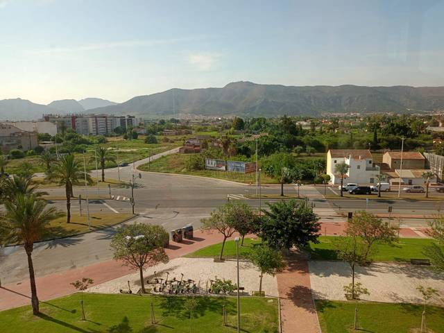 Oficina en Alquiler en Avenida de los Dolores, 11 en Los Dolores