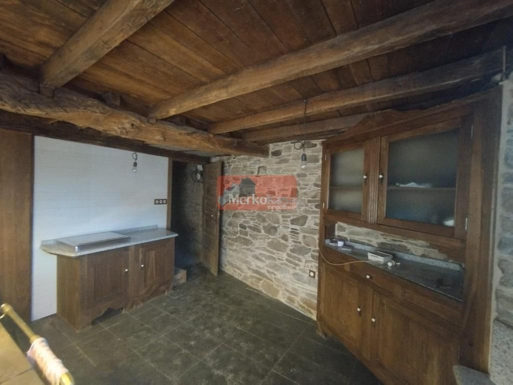 Cuina de Casa o xalet en venda en Baleira amb Calefacció i Jardí privat