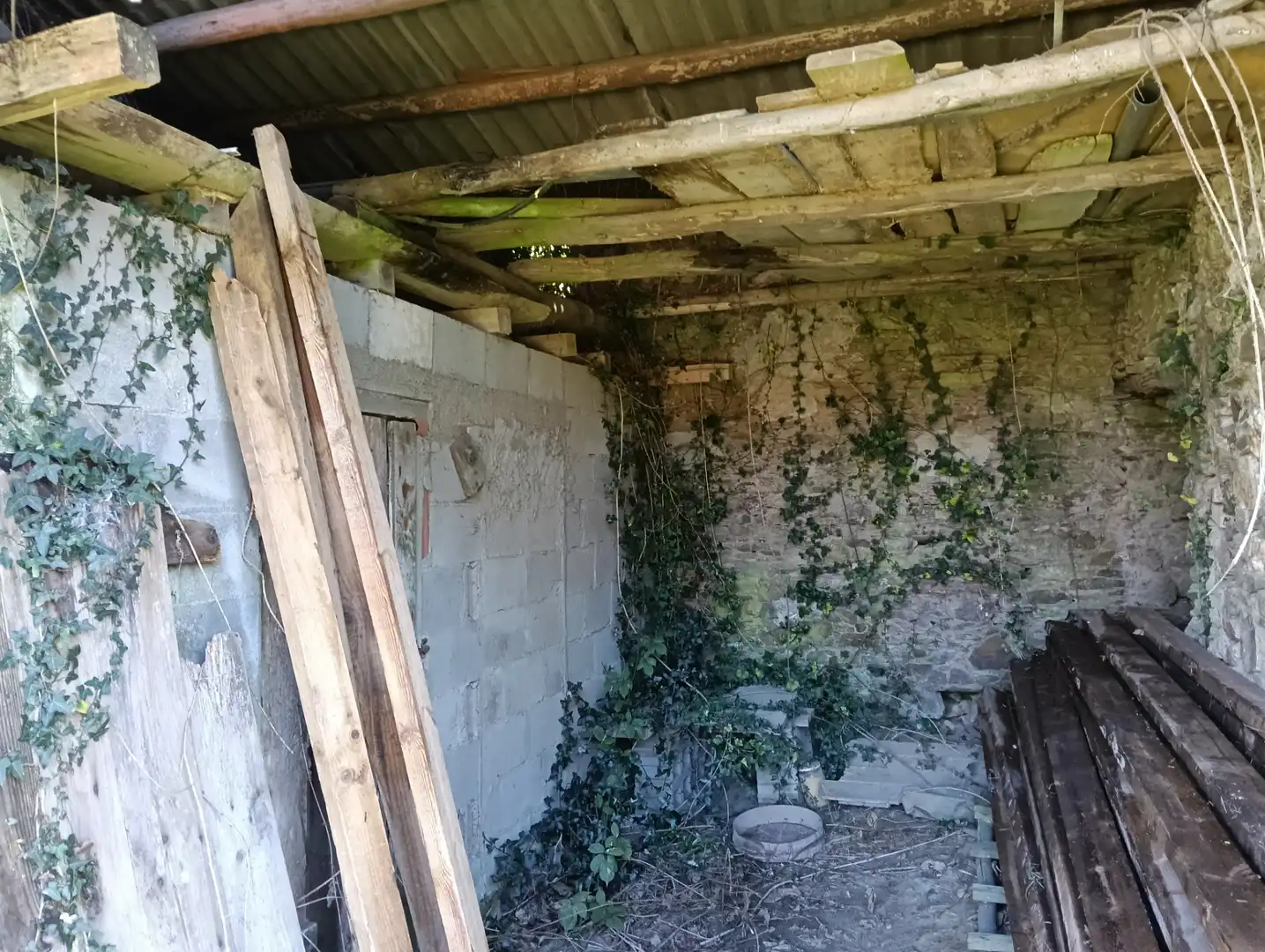 Casa adosada en venda en Cesuras amb Jardí privat