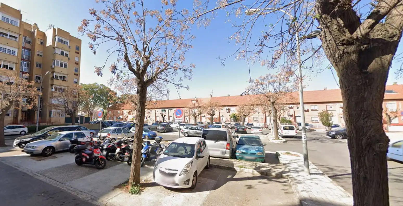 Aparcament de Apartament en venda en Sevilla