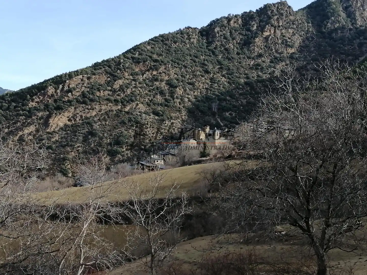 Vista exterior de Finca rústica en venda en Les Valls de Valira amb Calefacció