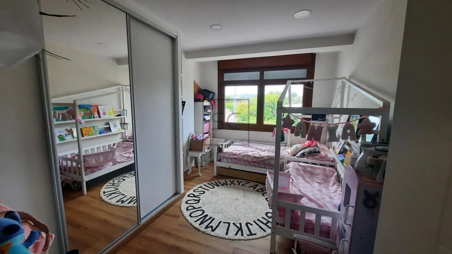 Schlafzimmer von Wohnung zum Verkauf in Narón mit Heizung, Abstellraum und Möbliert