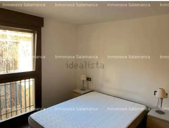 Habitación de Dúplex de alquiler en Salamanca con Calefacción y Amueblado