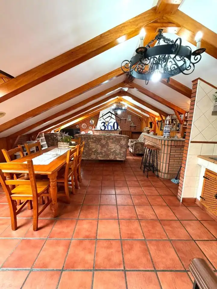 Casa o xalet en venda a Armonía, Casco Antiguo