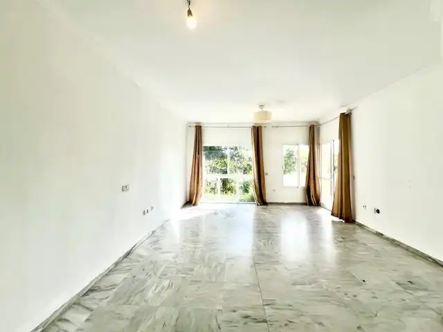 Piso en venta en Marbella con Aire acondicionado, Jardín privado y Terraza