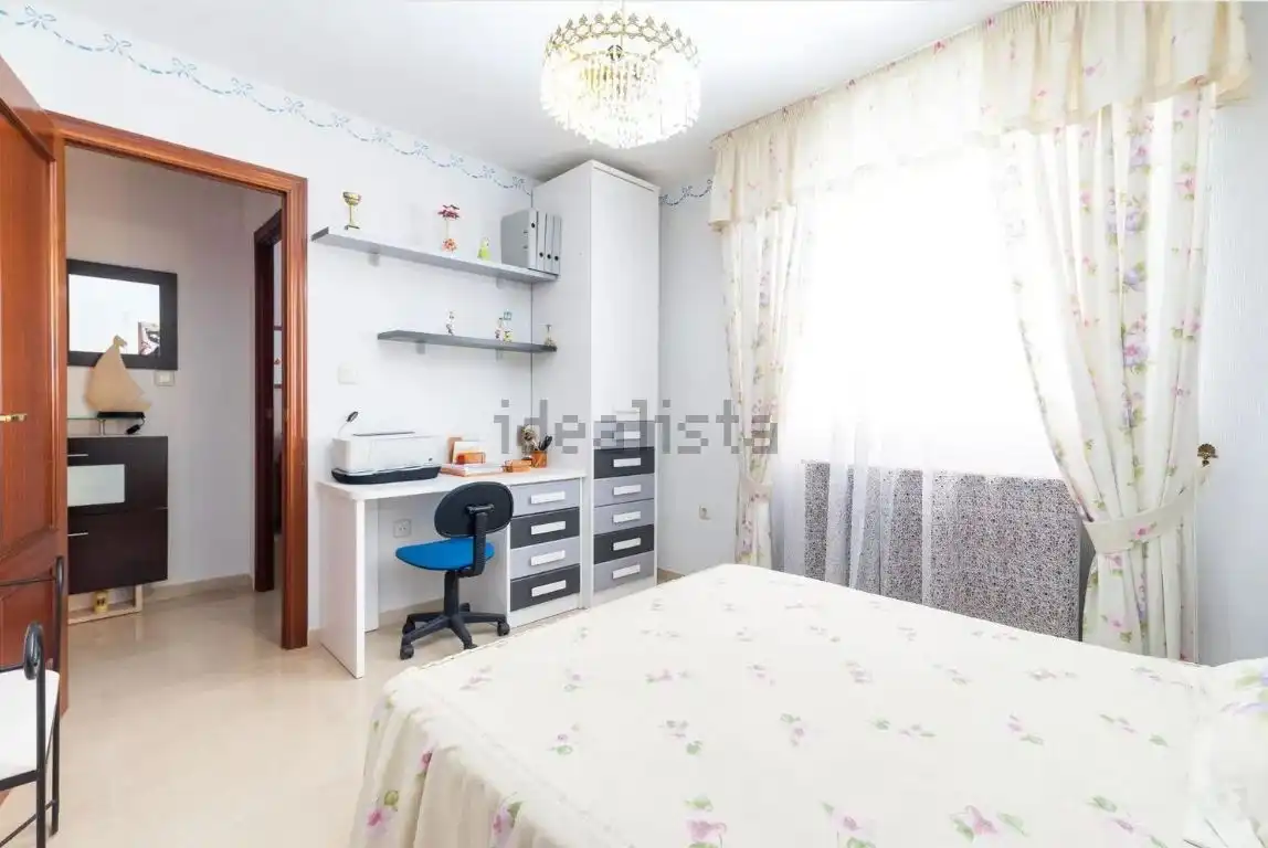 Chalet con terraza en venta en Calle el Peral, imagen 22