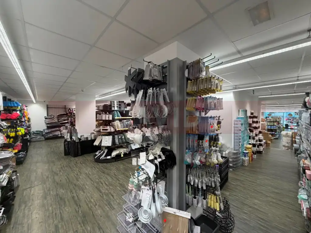 Local comercial en alquiler en Calle Verdi, imagen 12
