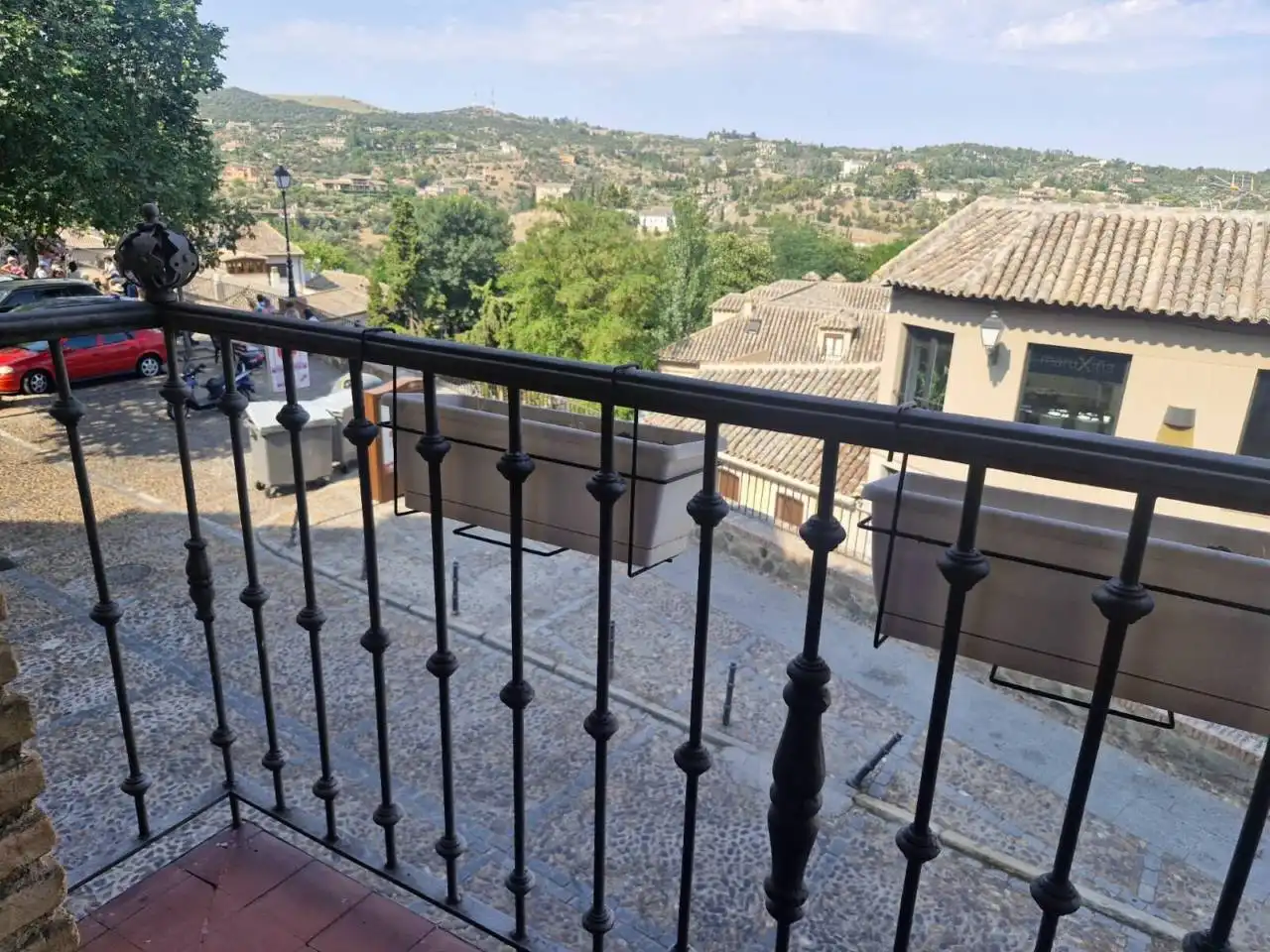 Balcony of Flat for rent in Toledo  with Air Conditioner, Heating and Furnished