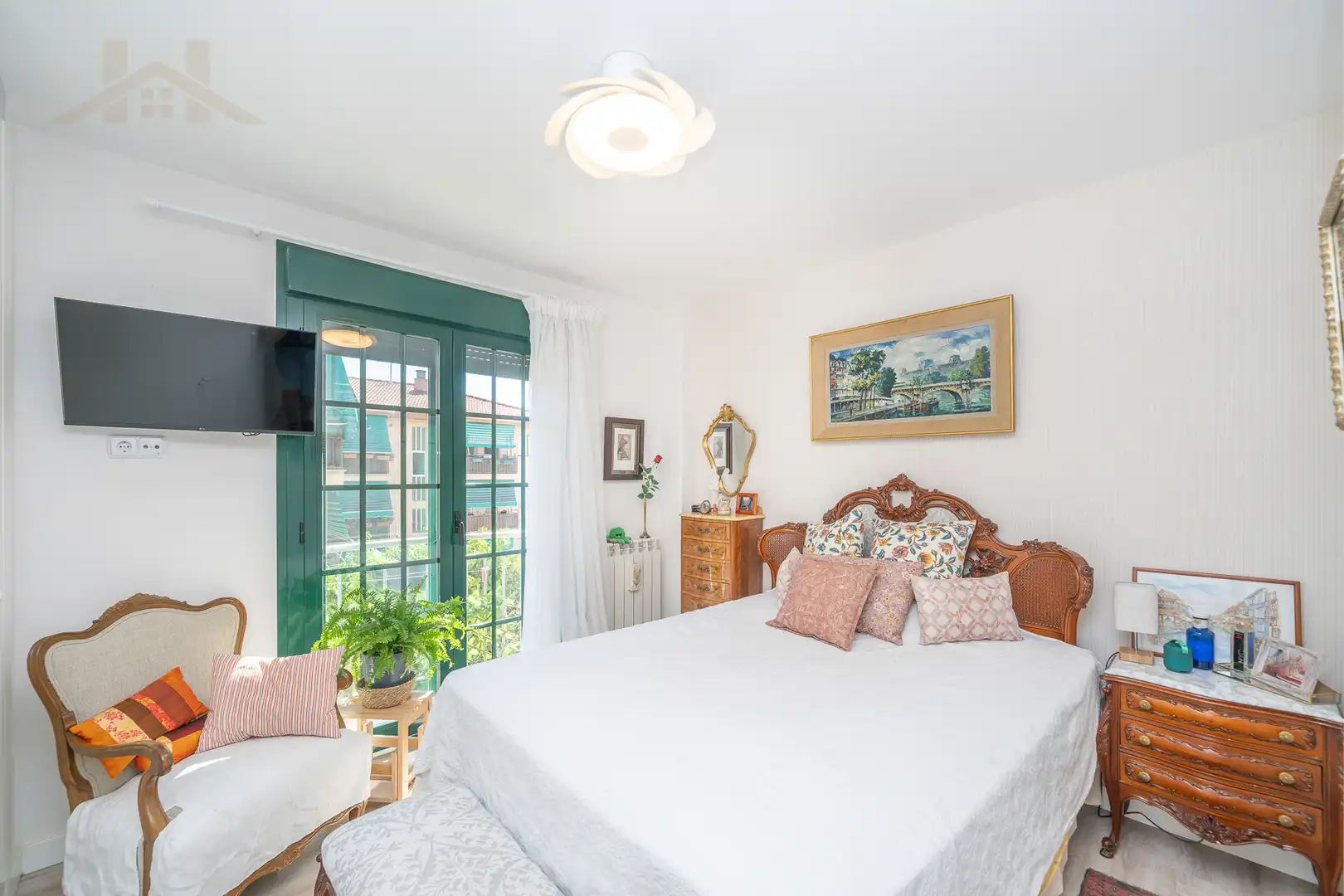 Habitación de Piso en venta en San Lorenzo de El Escorial con Aire acondicionado, Jardín privado y Amueblado