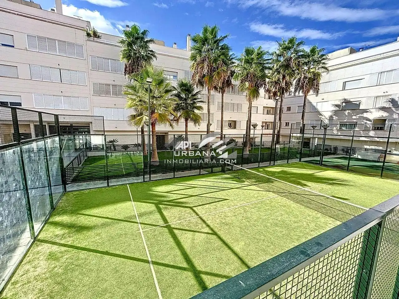 Vista exterior de Piso en venta en Lucena