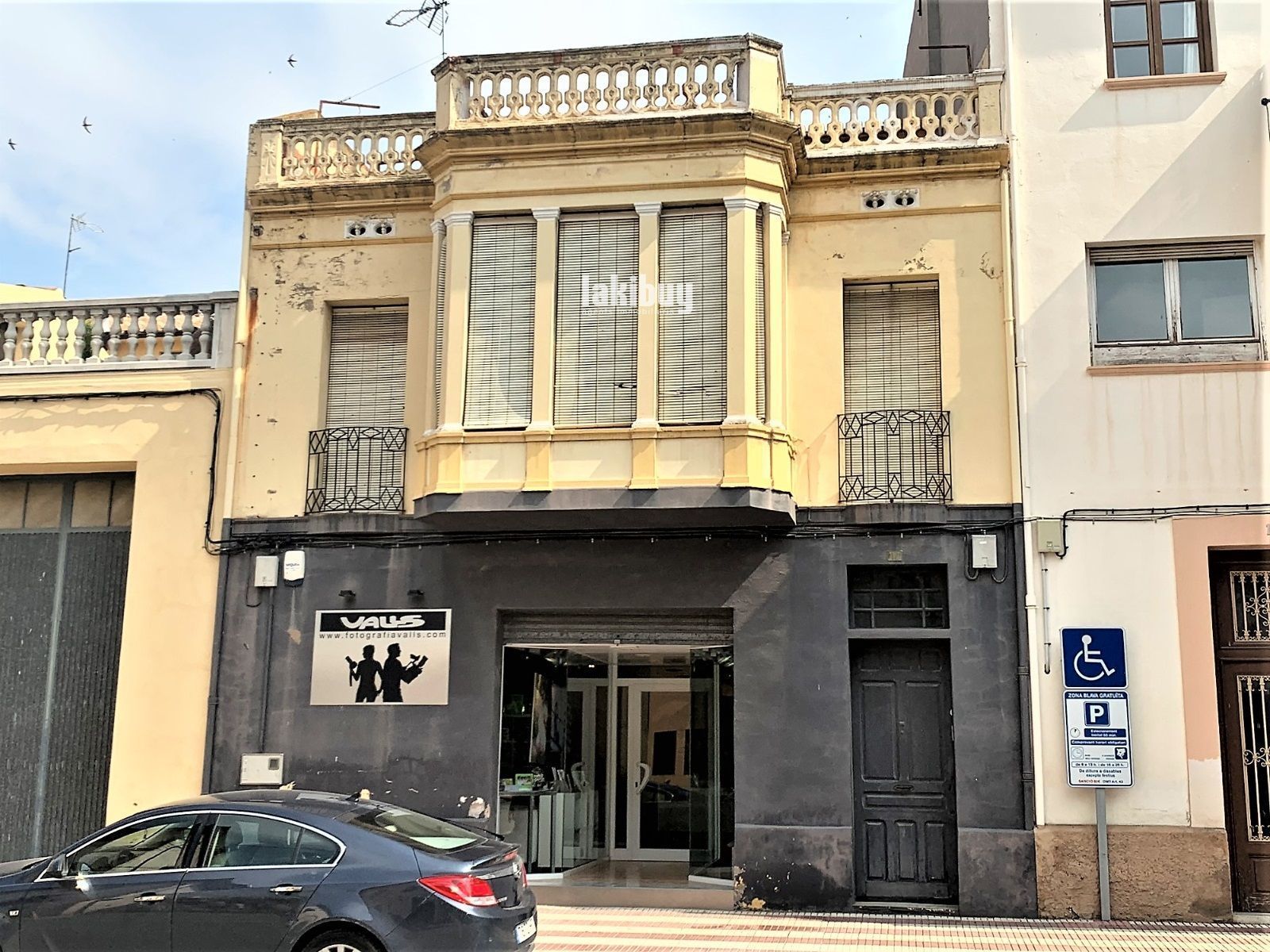 Exterior view of Building for sale in Agramunt