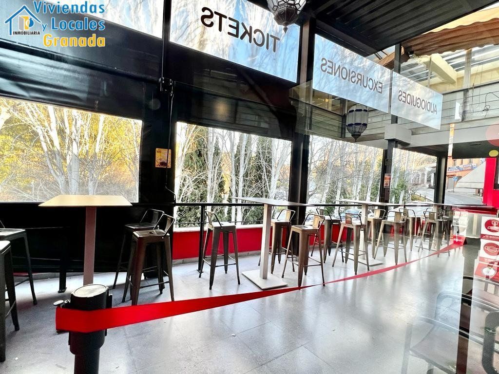 Terrasse von Gebaude zur Miete in  Granada Capital