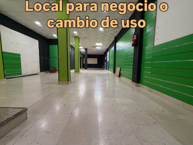 Local comercial en Venta en Calle del Cardenal Silíceo en Prosperidad
