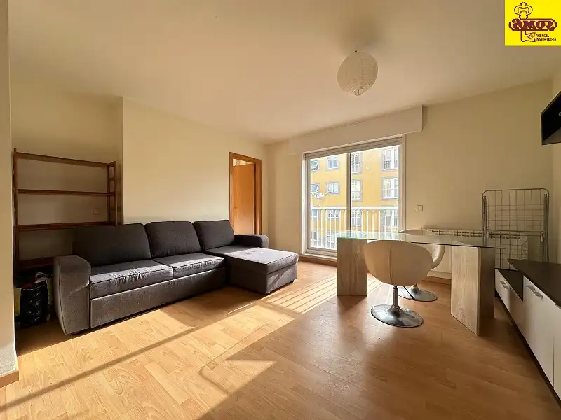 Vista exterior de Piso en venta en Brión con Calefacción, Trastero y Amueblado