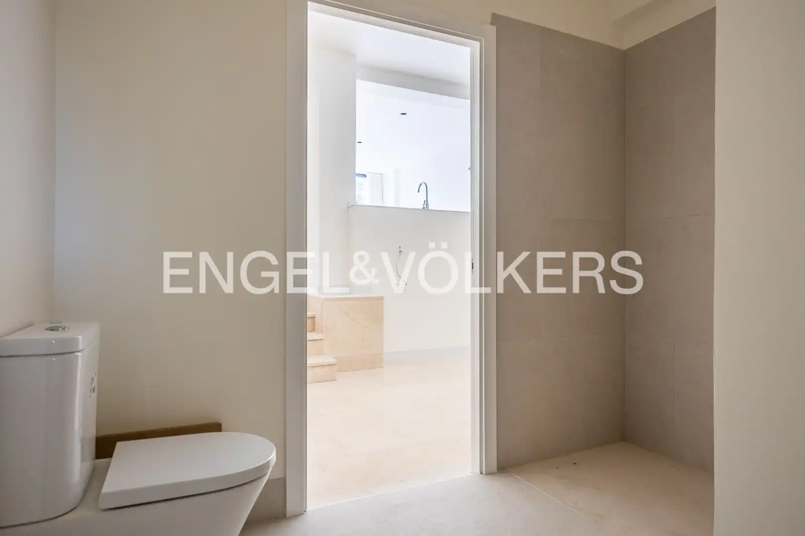 Piso en venta en Sevilla con Aire acondicionado y Calefacción