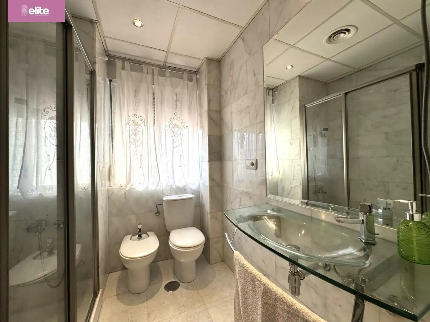 Bathroom of Flat for sale in Jerez de la Frontera