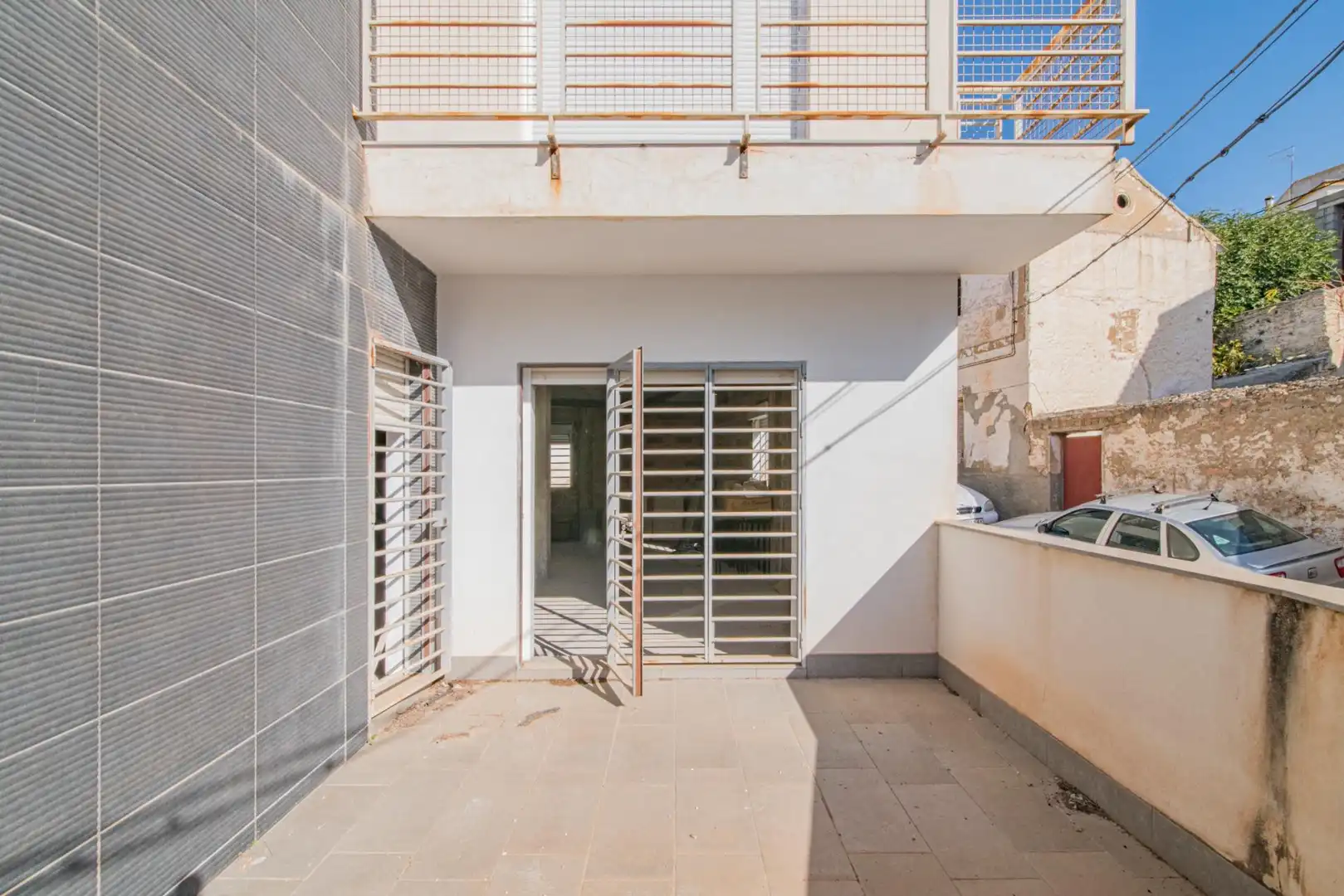 Exterior view of Buildings for sale in Moraleda de Zafayona