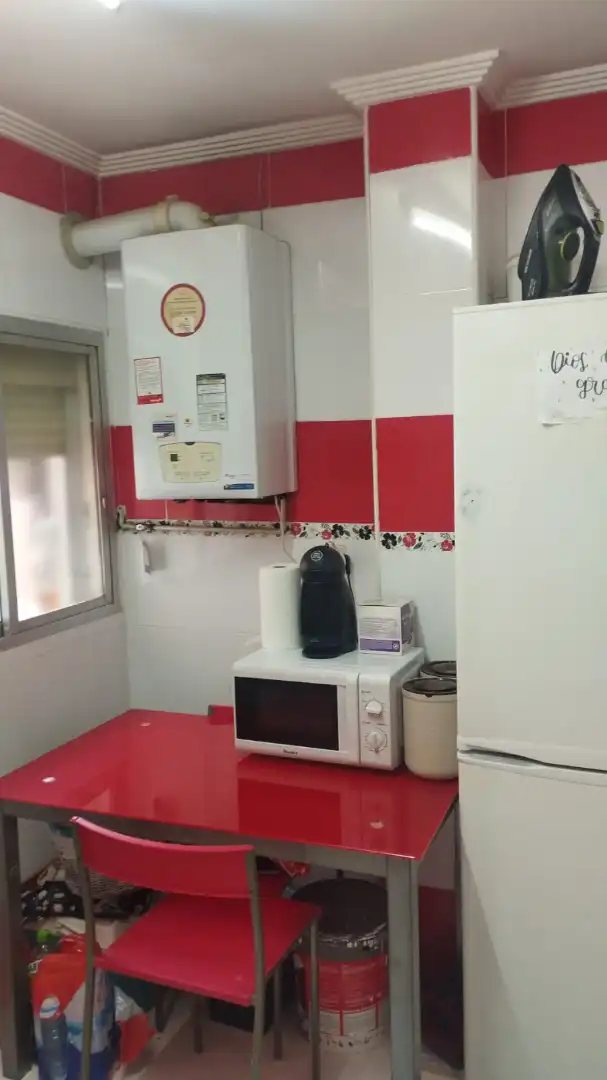 Cuina de Pis en venda en Valladolid amb Calefacció, Traster i Moblat