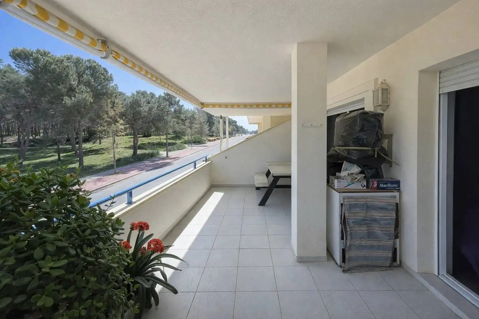 Terrassa de Pis en venda en L'Escala amb Aire condicionat, Jardí privat i Terrassa
