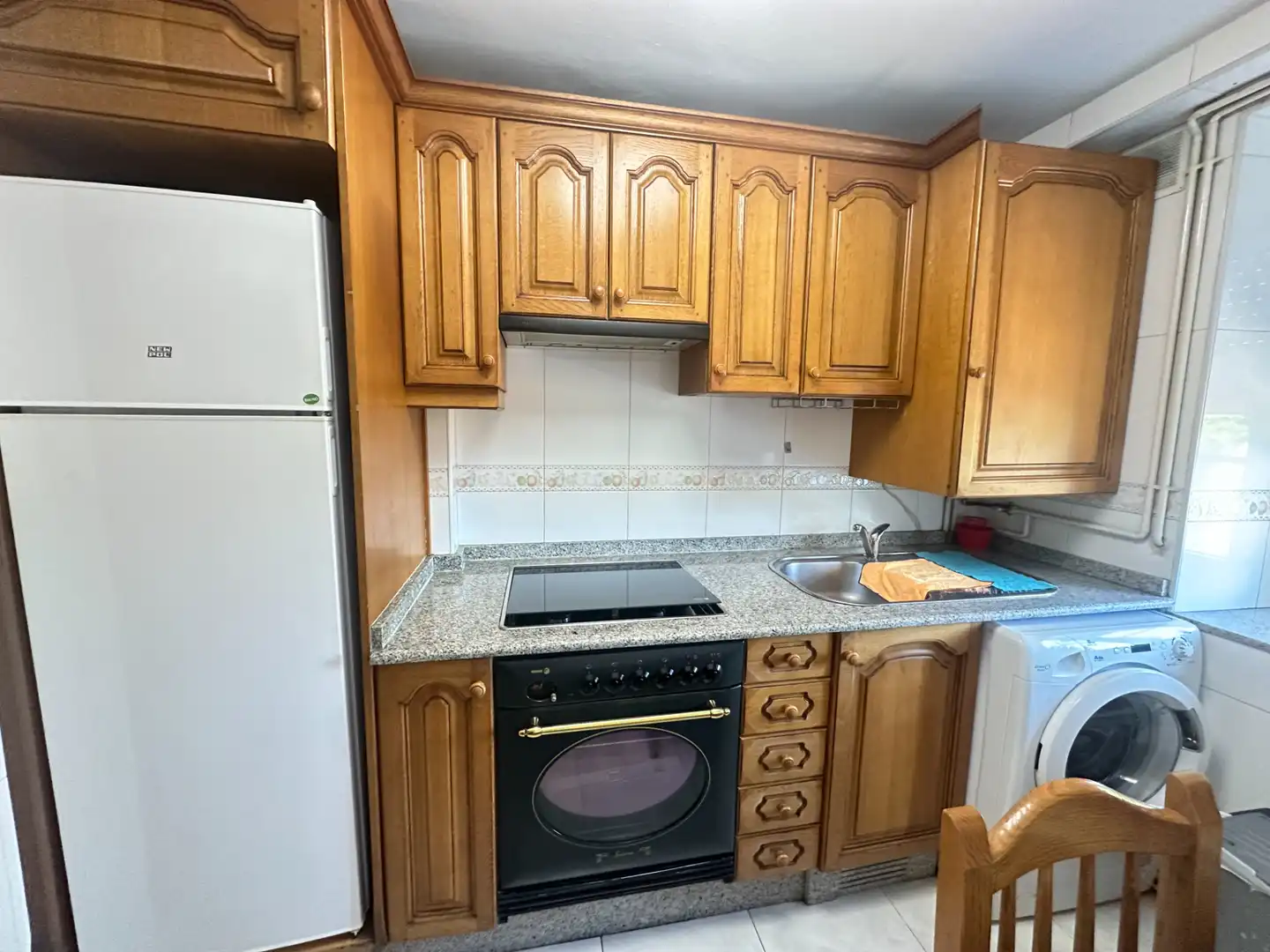 Cocina de Piso de alquiler en Santiago de Compostela  con Calefacción y Amueblado