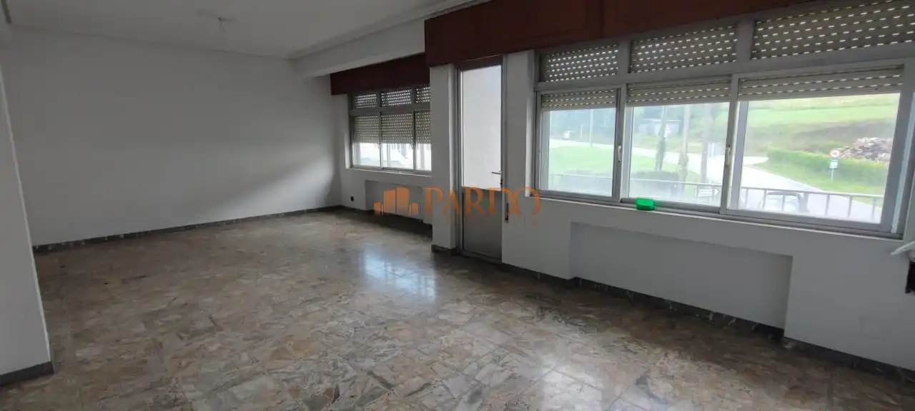 Edificio en venta en Fene
