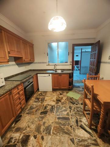 Casa adosada en Venta en Castiñeiriño - Cruceiro de Sar