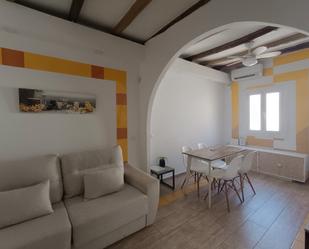 Living room of Flat for sale in L'Hospitalet de Llobregat  with Air Conditioner, Heating and Furnished