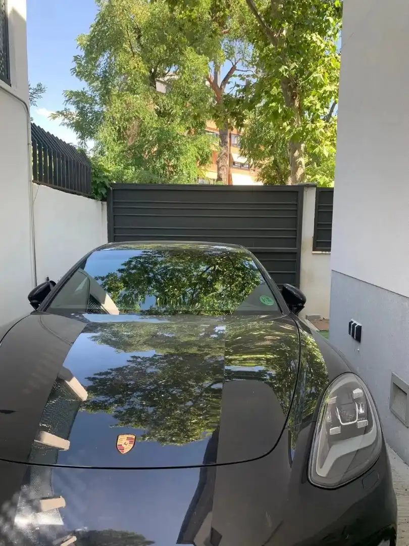 Aparcament de Casa o xalet de lloguer en Madrid amb Aire condicionat, Calefacció i Jardí privat