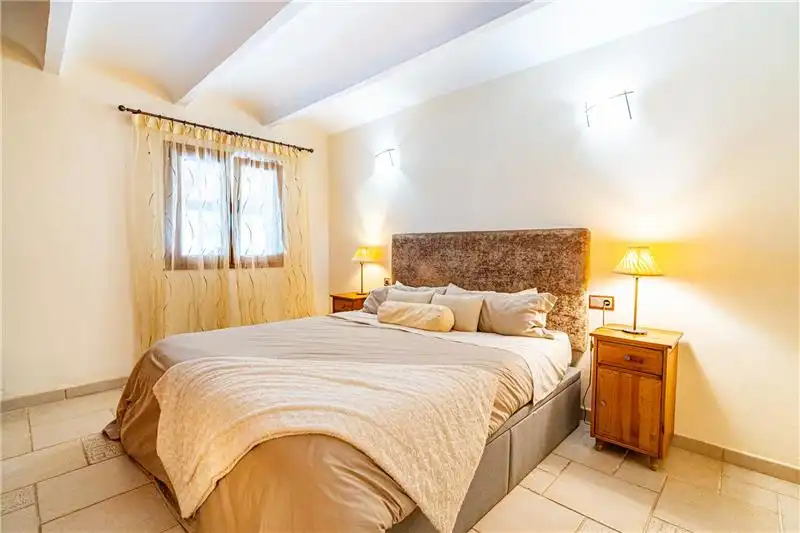 Dormitori de Casa o xalet en venda en Calvià amb Aire condicionat, Jardí privat i Terrassa