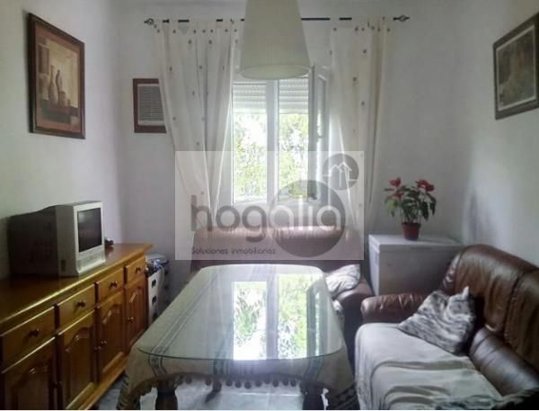 Living room of Flat to rent in  Sevilla Capital  with Air Conditioner and Furnished