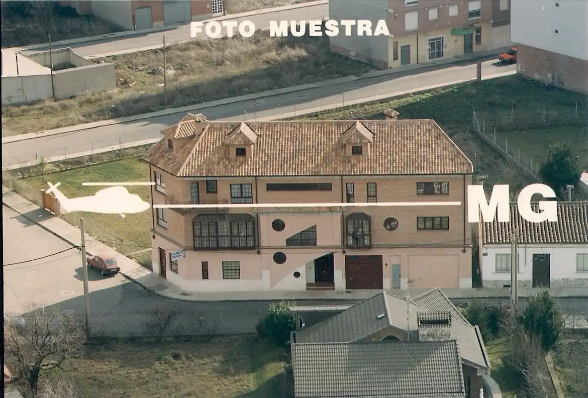 Vista exterior de Casa o xalet en venda en Villarejo de Órbigo amb Jardí privat, Terrassa i Traster