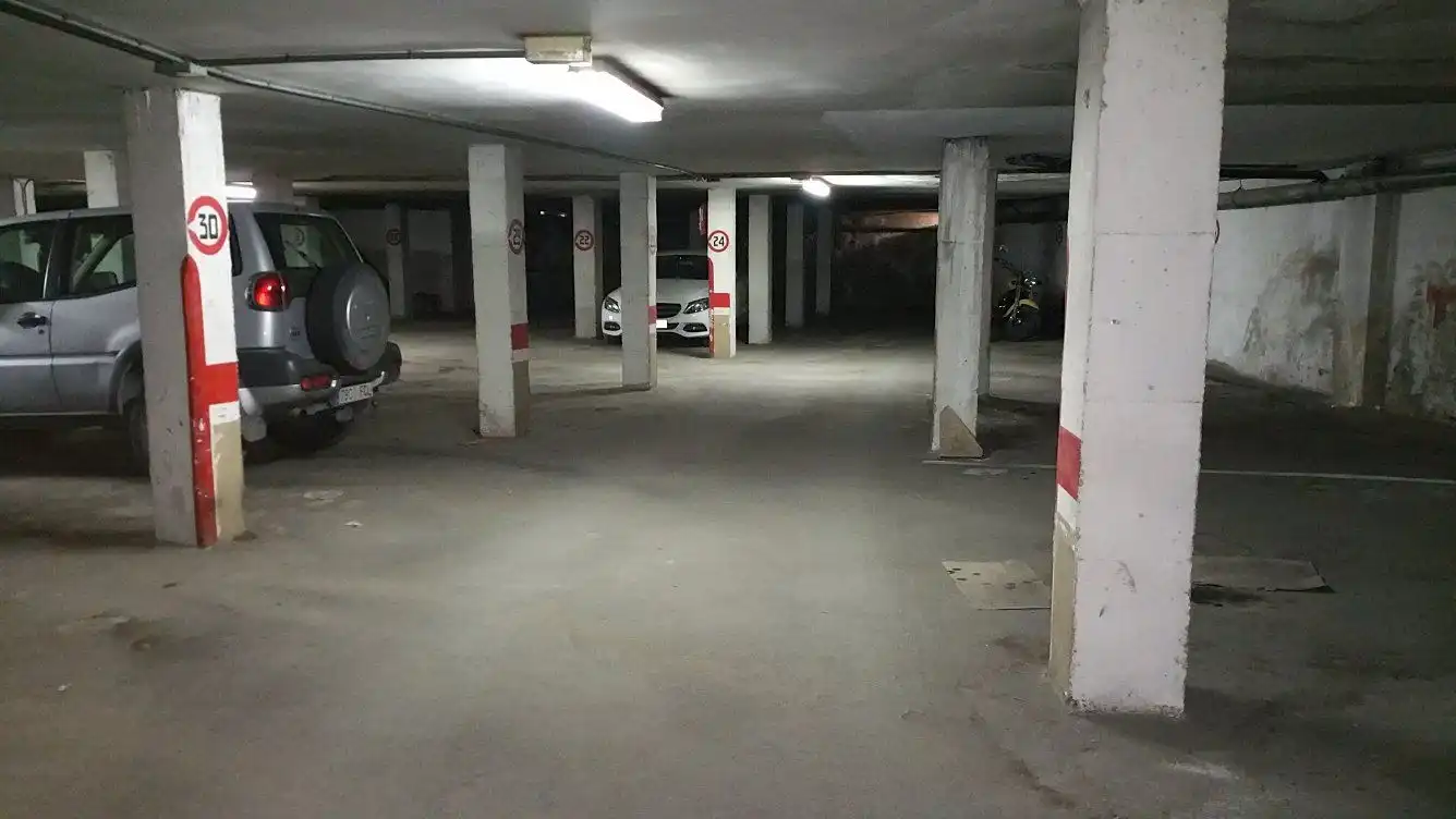 Aparcament en venda a Calle Intendente Pablo de Olavide, imagen 2