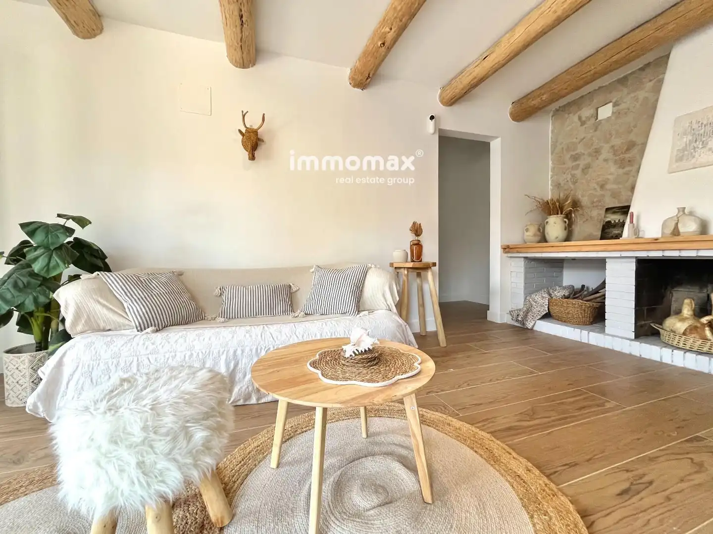 Living room of Houses for sale in Vilanova i la Geltrú  with Terrace and Storage room