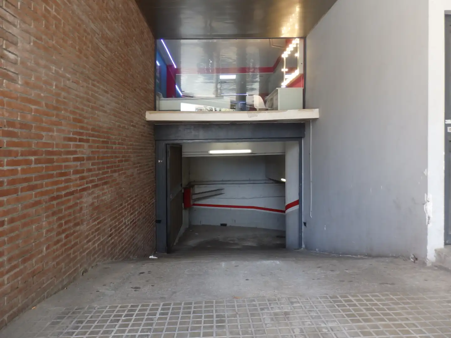 Individual amb ascensor en venda a Plaça Catalunya, imagen 13