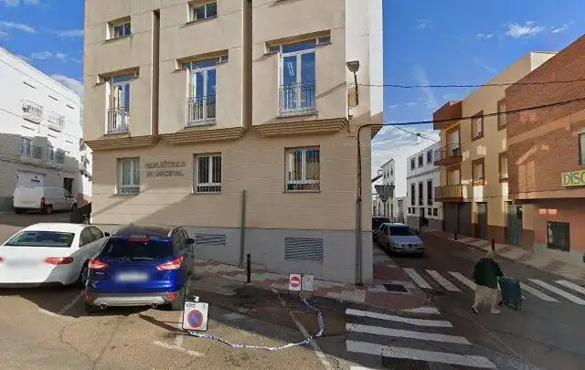 Vista exterior de Piso en venta en Calamonte