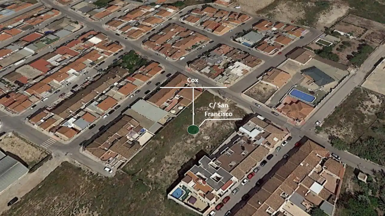 Terreno en venta en C/ San Francisco, Cox
