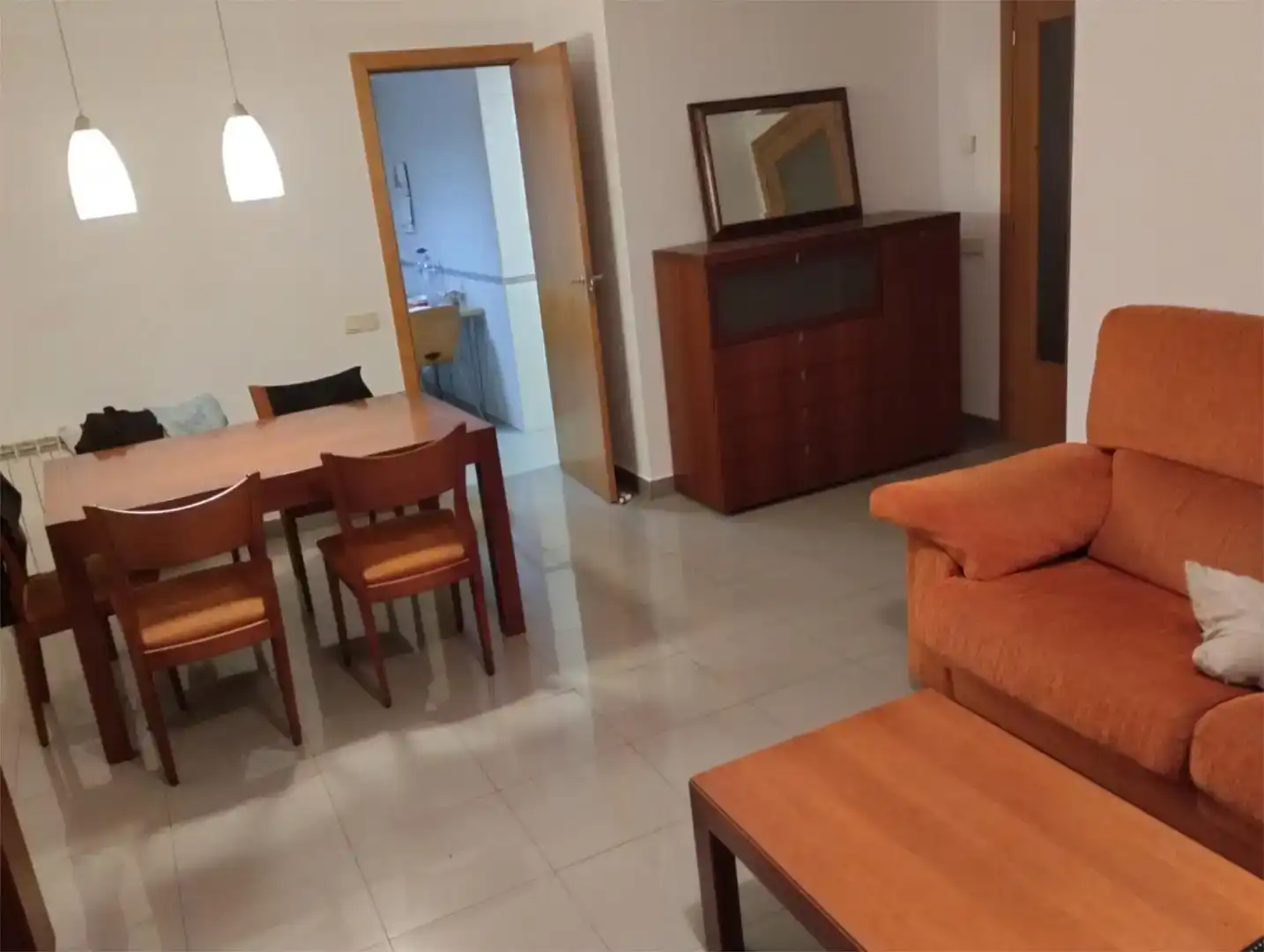 Wohnzimmer von Wohnung zur untervermieten in Sabadell mit Klimaanlage, Parkett und Möbliert