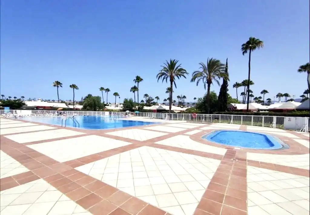 Swimming pool of Houses for rent in Maspalomas - Meloneras