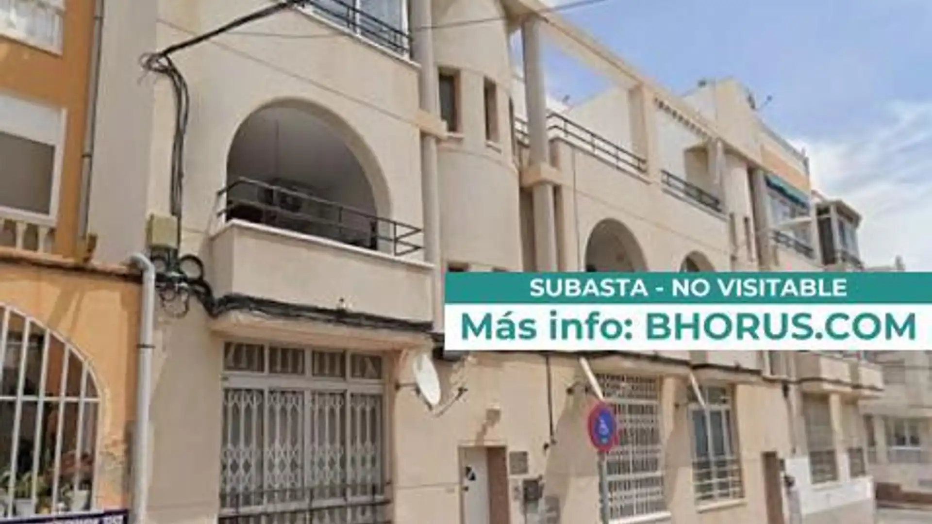 Vista exterior de Piso en venta en Torrevieja