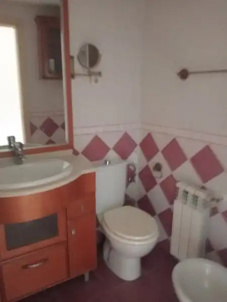 Bathroom of Flat for sale in Madrid  with Storage room