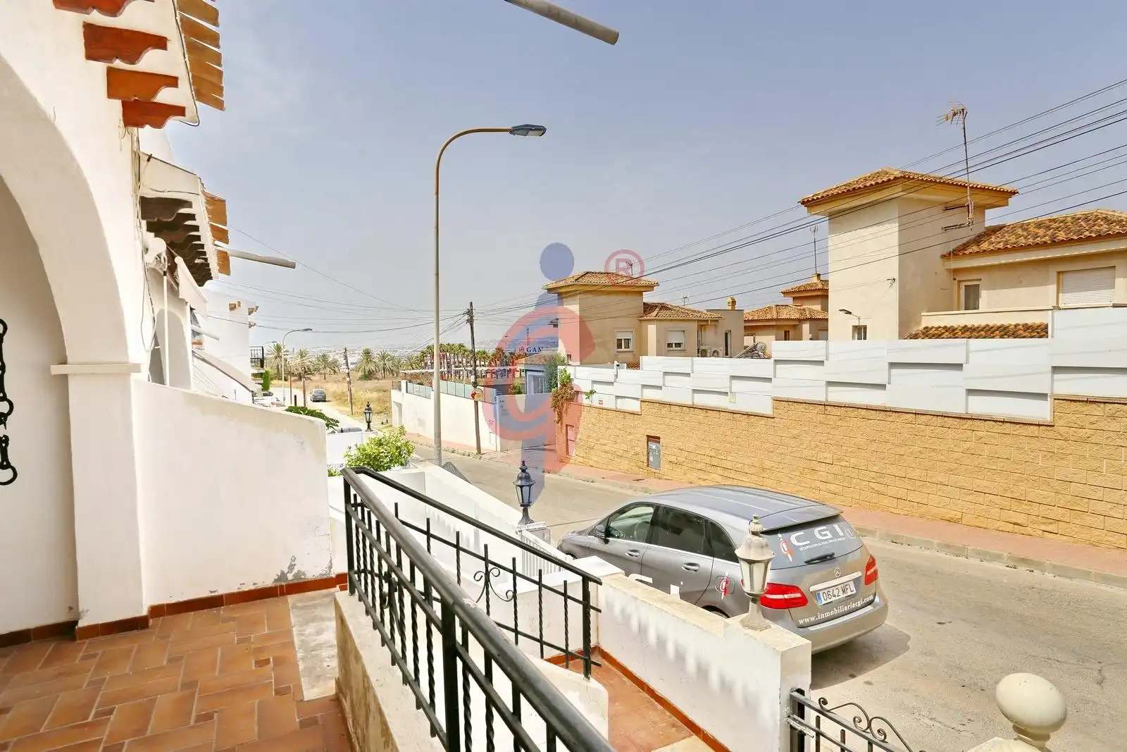 Vista exterior de Casa adosada en venda en Torrevieja amb Aire condicionat, Calefacció i Terrassa