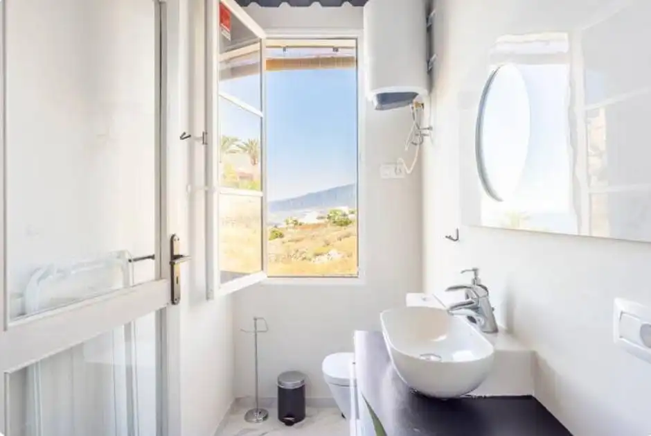 Bathroom of Apartments for rent in El Rosario  with Terrace and Furnished