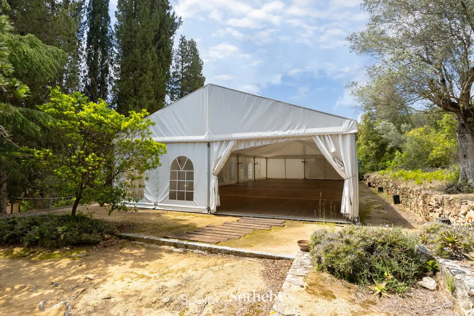 Vista exterior de Casa o chalet en venta en Òrrius con Jardín privado y Trastero
