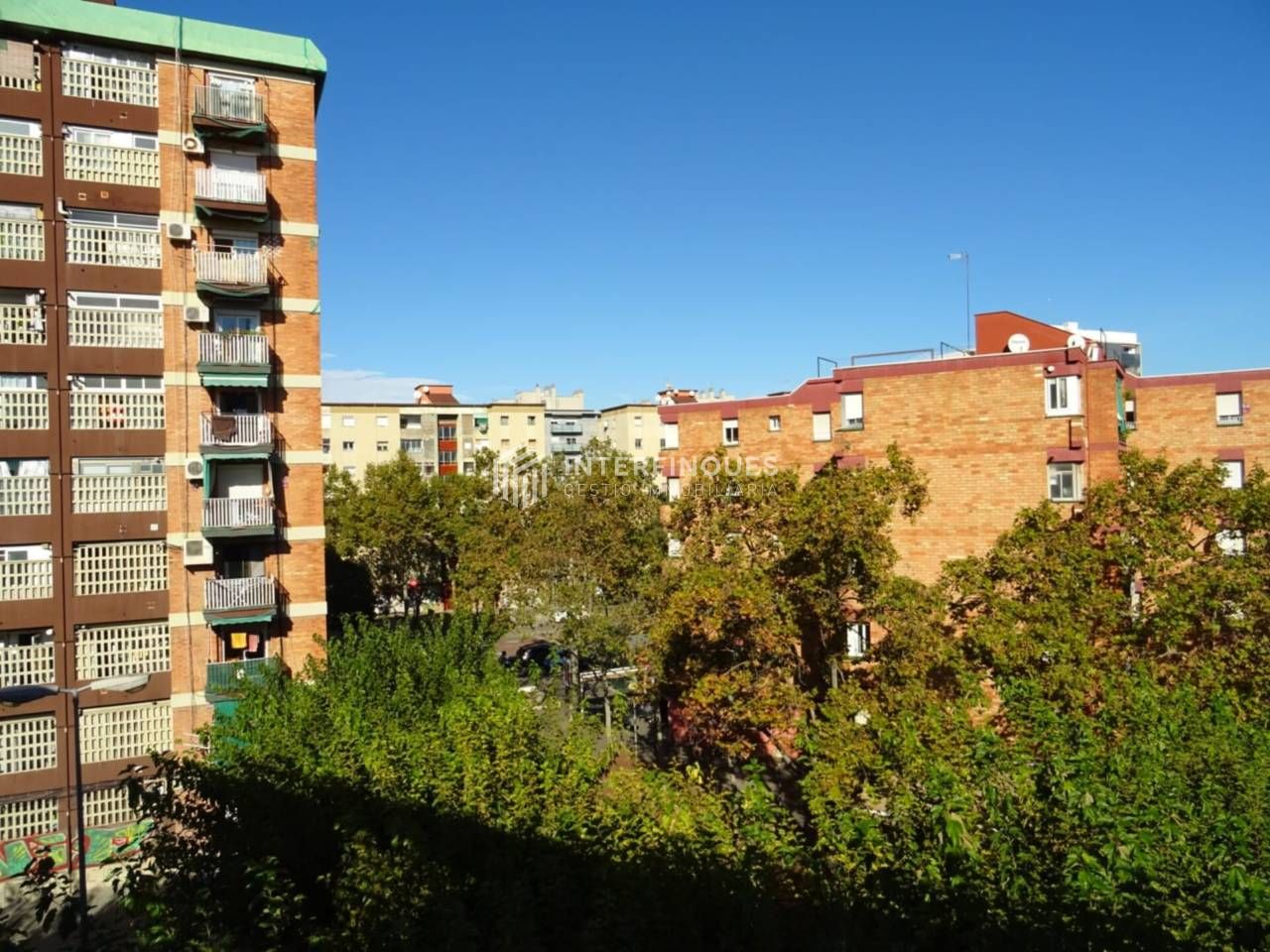 Vista exterior de Pis en venda en Badalona