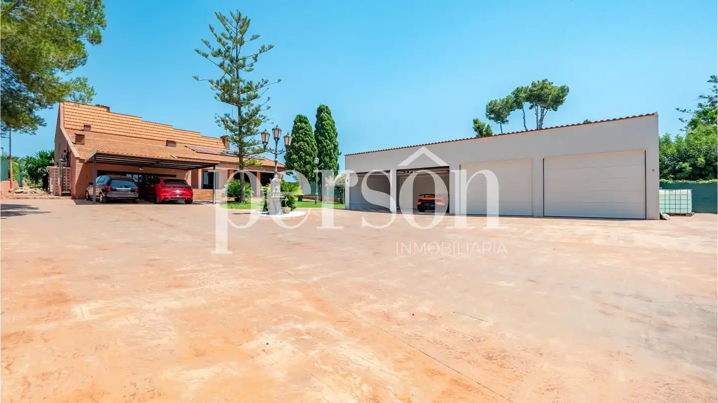 Chalet con piscina en venta en La Cañada, imagen 52