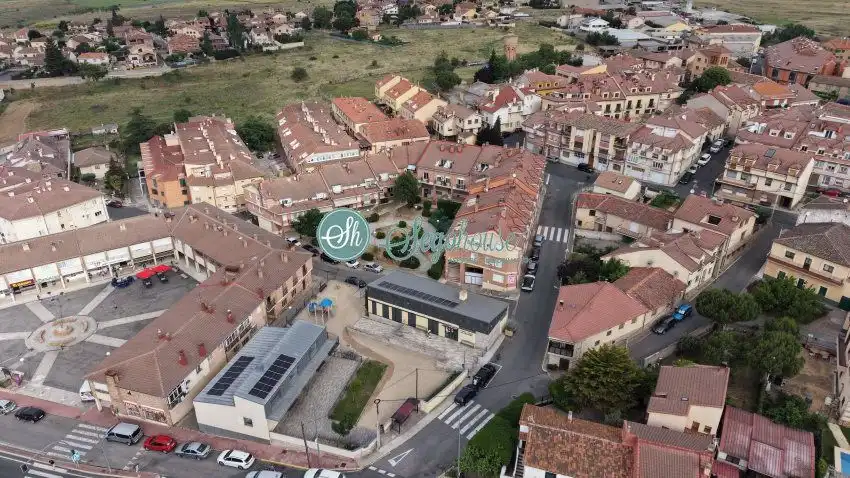 Local commercial à vendre à La Lastrilla, imagen 3