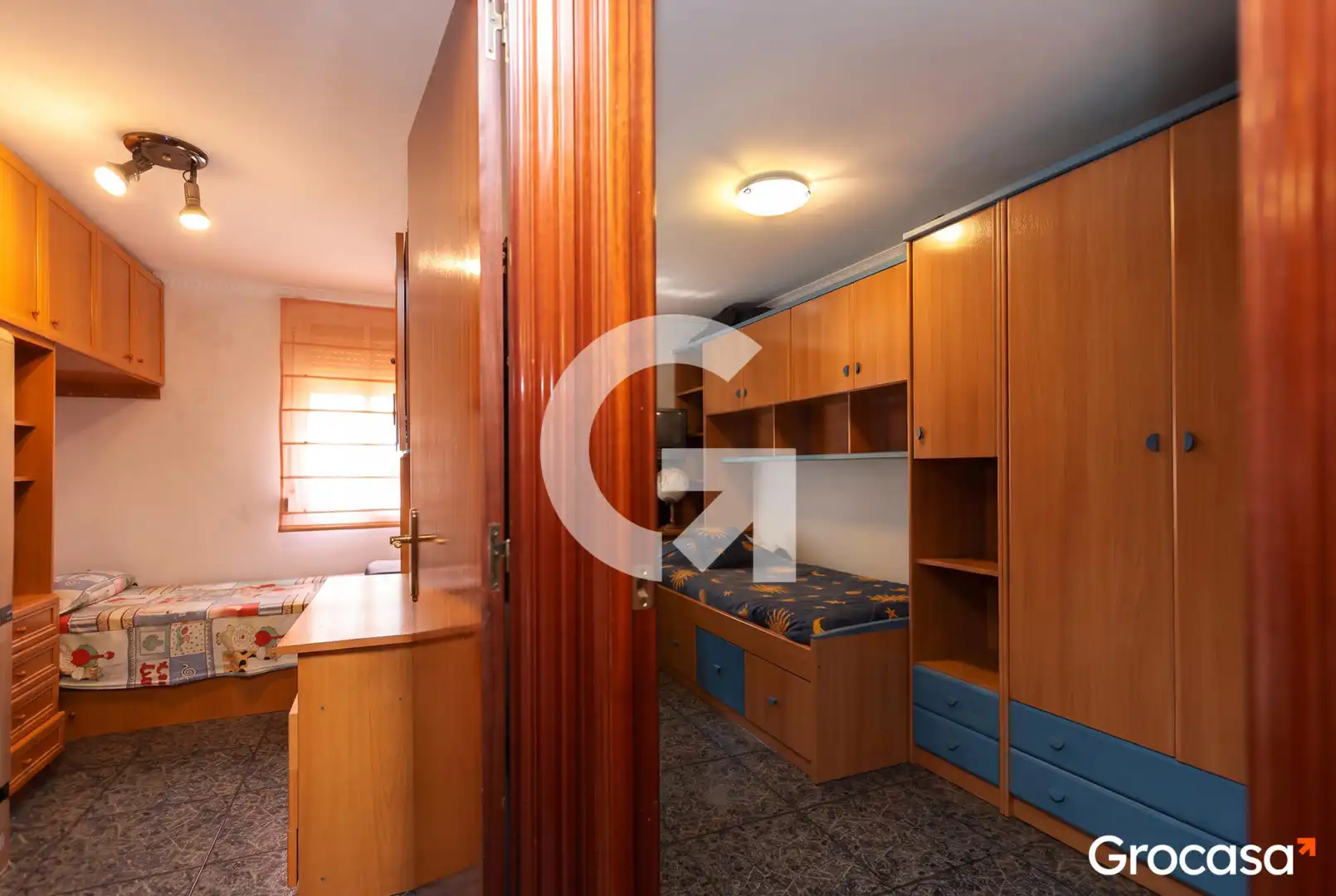 Habitación de Piso en venta en L'Hospitalet de Llobregat con Aire acondicionado, Calefacción y Balcón