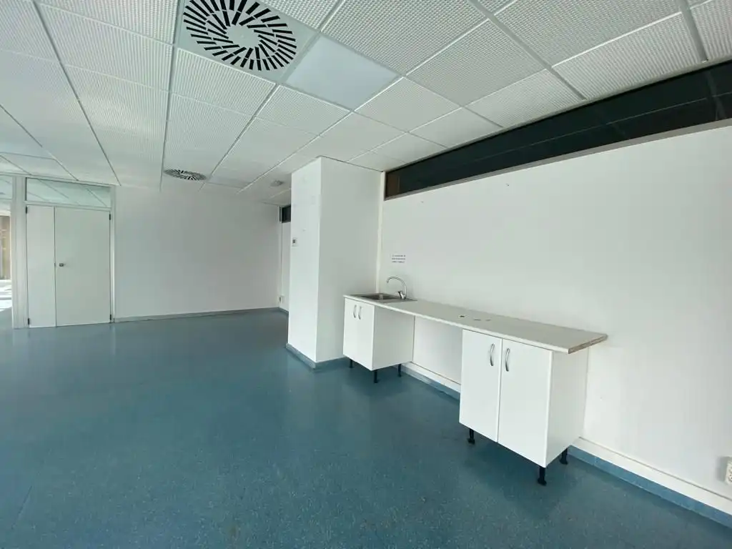 Office space with lift to rent in Carrer Poniente, imagen 7
