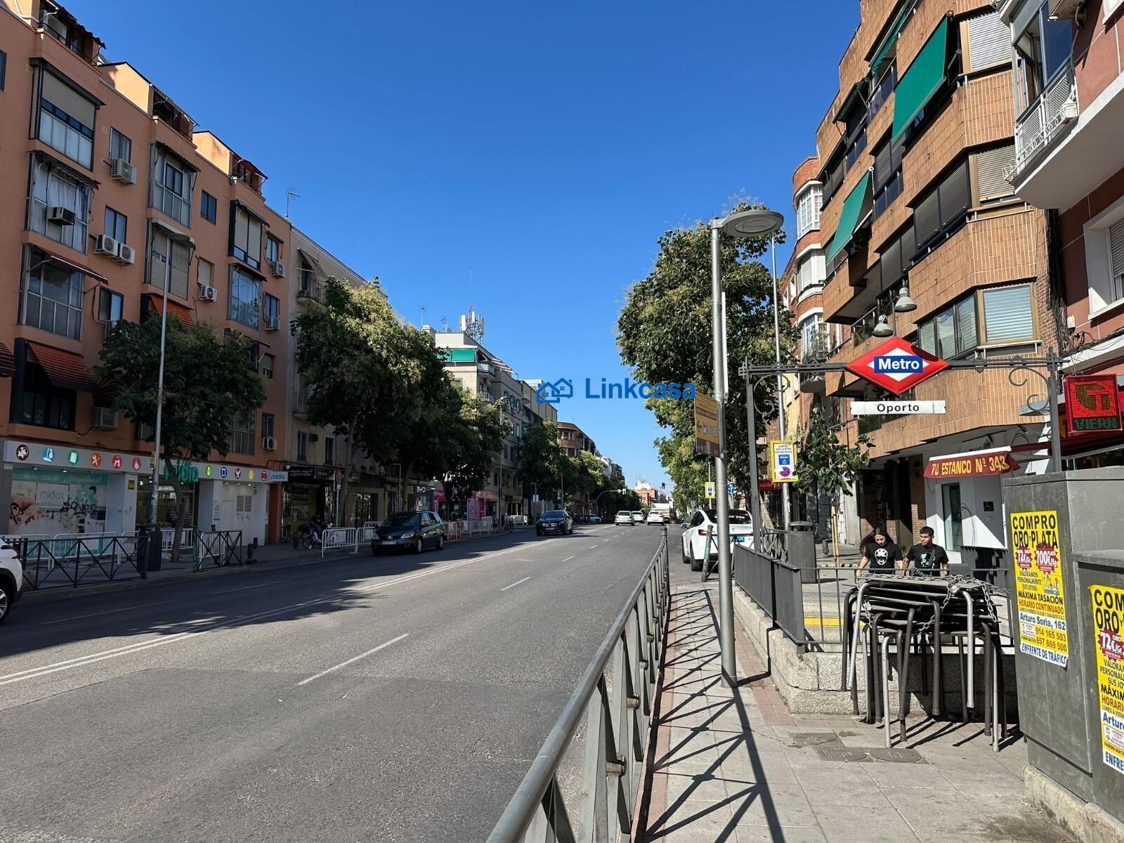 Exterior view of Flat for sale in  Madrid Capital  with Heating